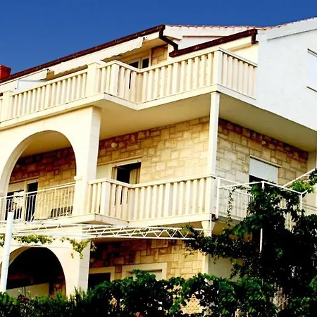 In With Seaview, Air Condition, Wifi, Washing Machine Trogir